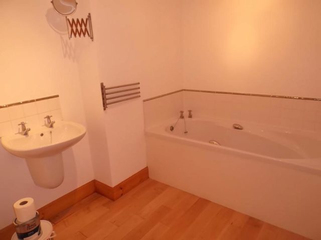  Image of 3 bedroom Flat to rent in Ashgrove Road Elgin IV30 at Elgin Moray Moray, IV30 1UU